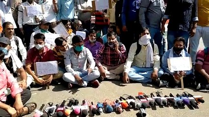 हाथरस में पत्रकारों से बदसलूकी पर आक्रोशित हुए औरैया के पत्रकार