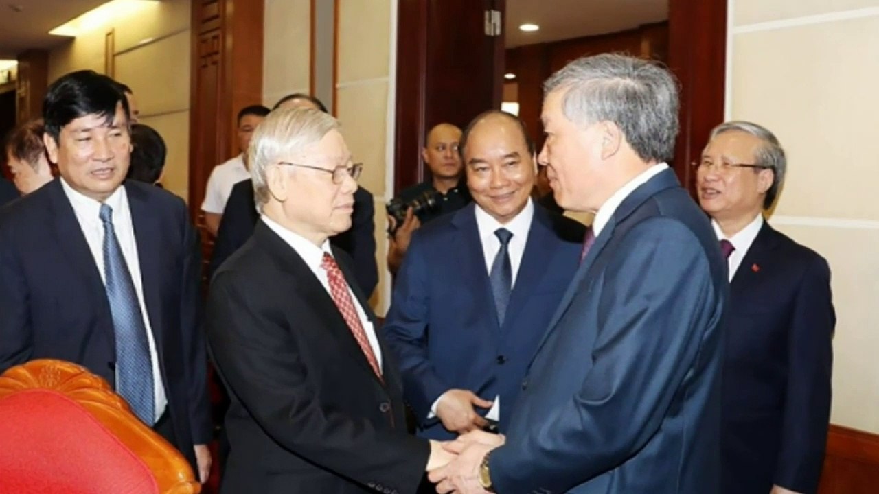 Tổng bí thư Ban chấp hành Trung ương phải là hạt nhân lãnh đạo