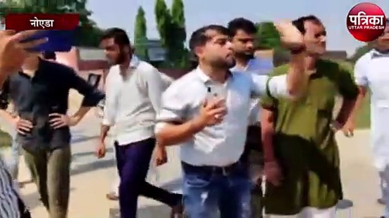 जमीन का निरीक्षण करने पहुंची तहसीलदार की टीम के साथ गाली गलौज और मारपीट