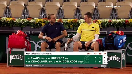 French Open 2020 - Dan Evans blows up at Matwe Middelkoop in astonishing argument