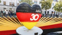 الاحتفال بالذكرى الثلاثين لتوحيد ألمانيا الشرقية وألمانيا الغربية