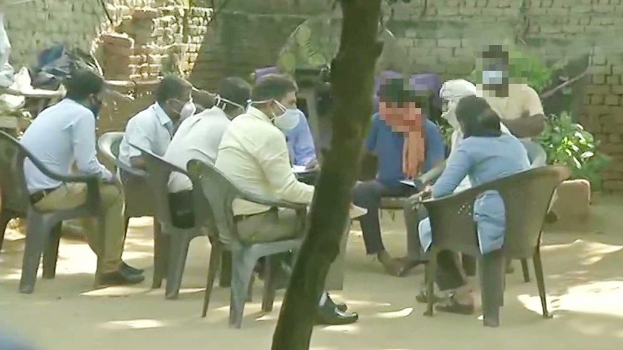 SIT reaches at victim's residence in Hathras