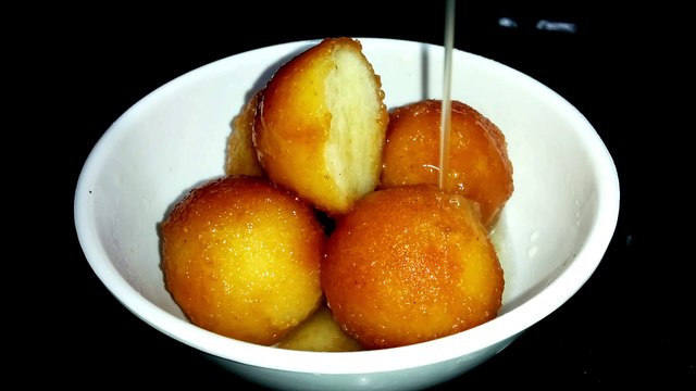Easy & Instant Gulab Jamun | Rava Gulab Jamun | റവ ഗുലാബ് ജാമുൻ | २ चीज़ों से बनाये सूजी गुलाब जामुन