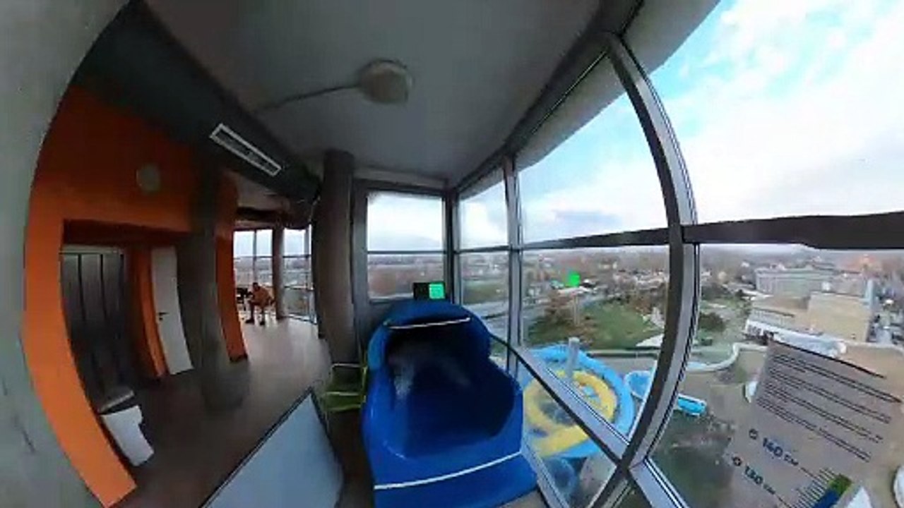 Aquarius Anaconda-Kamikaze (Waterslide) POV Onride