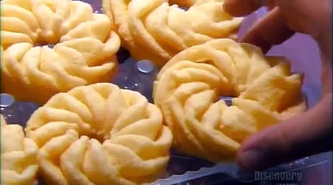 How Its Made - 488 Doughnuts