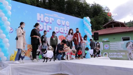 Bu kez onlar podyuma çıktı