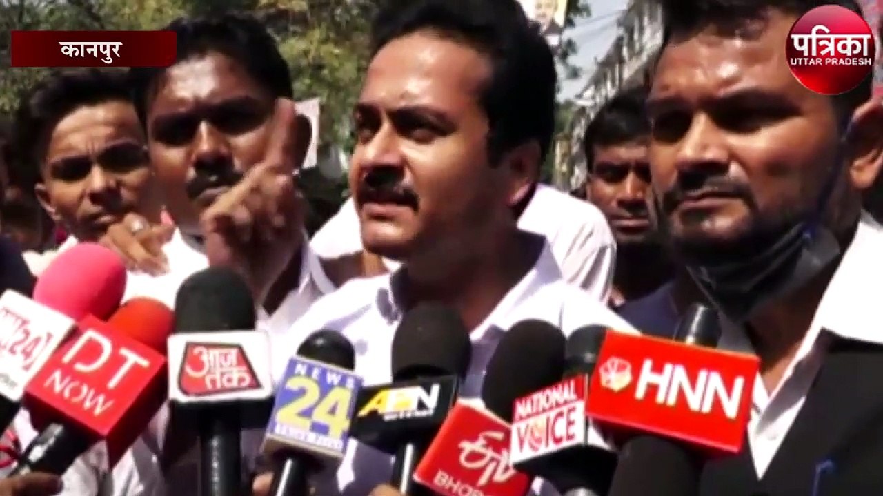 हाथरस में हुई घटना के विरोध में प्रसपा ने फूंका...