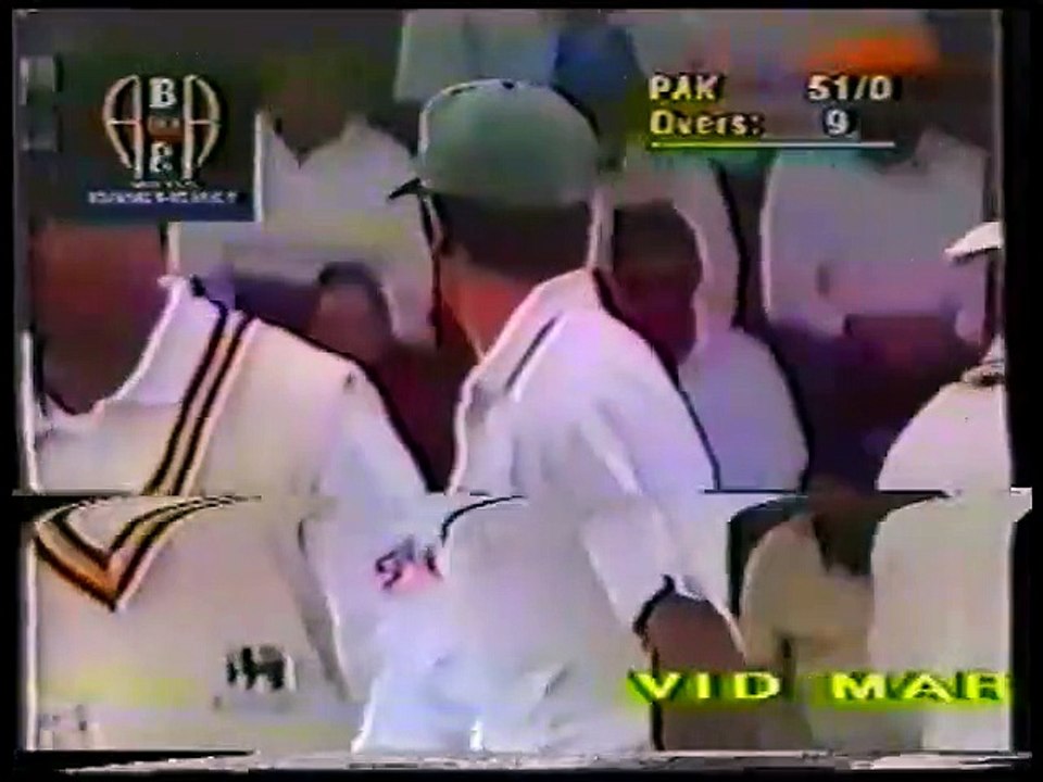 Shahid Afridi 100 off 37 balls - KCA 96 Pakistan v Sri Lanka