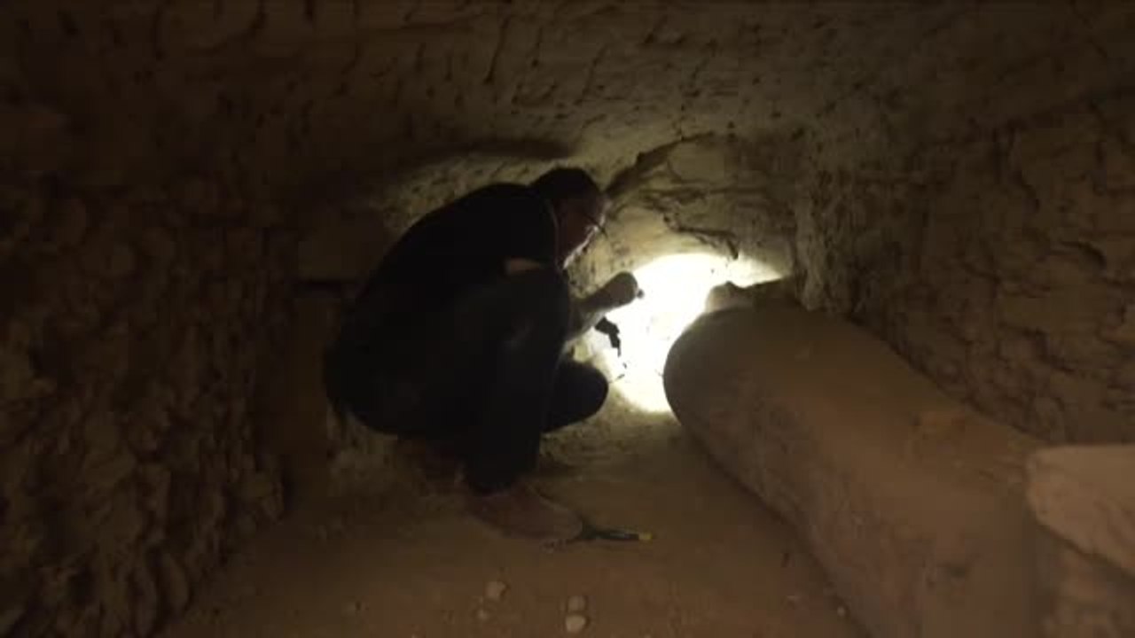 Egipto saca a la luz 59 sarcófagos de hace 2.600 años con sus momias intactas