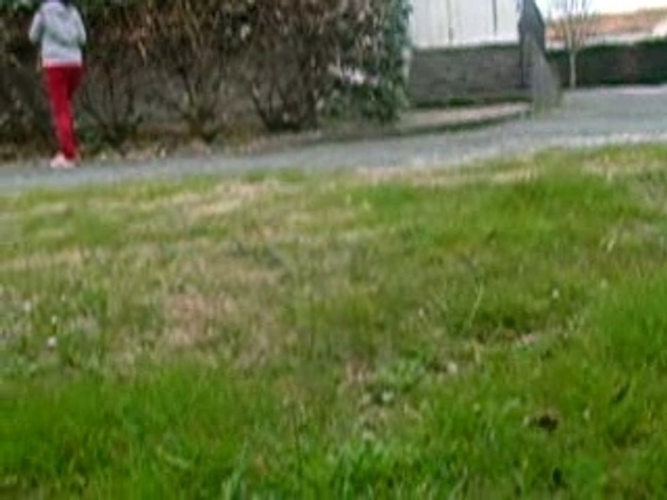 Enfermage des vieux dans la salle des fêtes PTDR