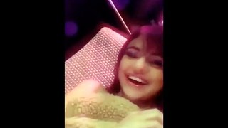 Selena Gomez - Snapchat Story - 13 February