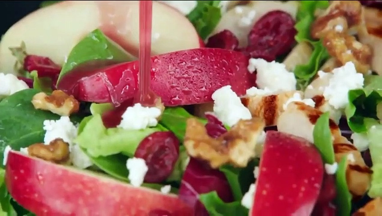 Jenny McCarthy carl's jr x hardee's commercial