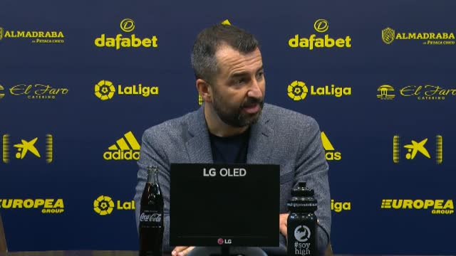 Martínez sobre el posible penalti: Si el árbitro no lo ve en el campo ni el de la sala es porque lo tienen claro