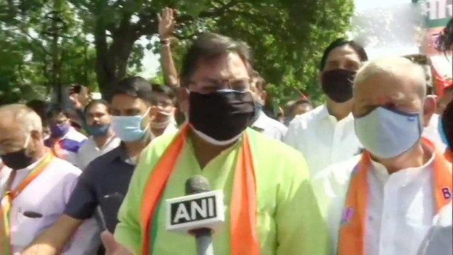 Surrounded in Hathras case, BJP counts crime figures in RJ