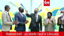 Franck Nguema remet les clés du stade de basket de Likouala