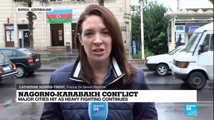 Video herunterladen: Nagorno-Karabakh conflict: Armenians, Azeris accuse each other of striking civilian areas