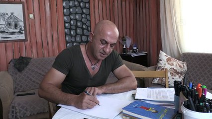 Çizdiği karikatürlerle çocukların dünyasını renklendiriyor - MALATYA