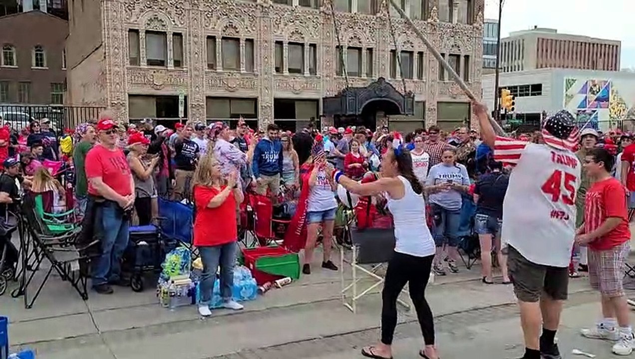 US-Wahlkampf: Trump nur noch als Pappkamerad dabei