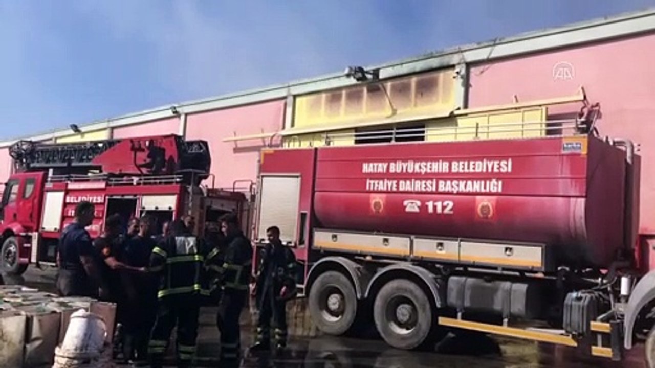Gıda deposunda çıkan yangın kontrol altına alındı - HATAY