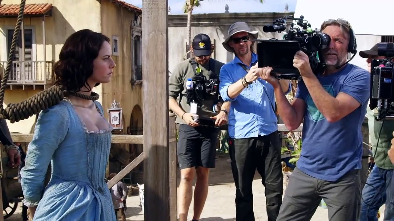 Go Behind the Scenes of Pirates of the Caribbean- Dead Men Tell No Tales (2017)