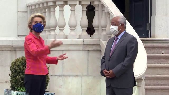 Глава Еврокомиссии ушла на карантин из-за контакта с носителем коронавируса