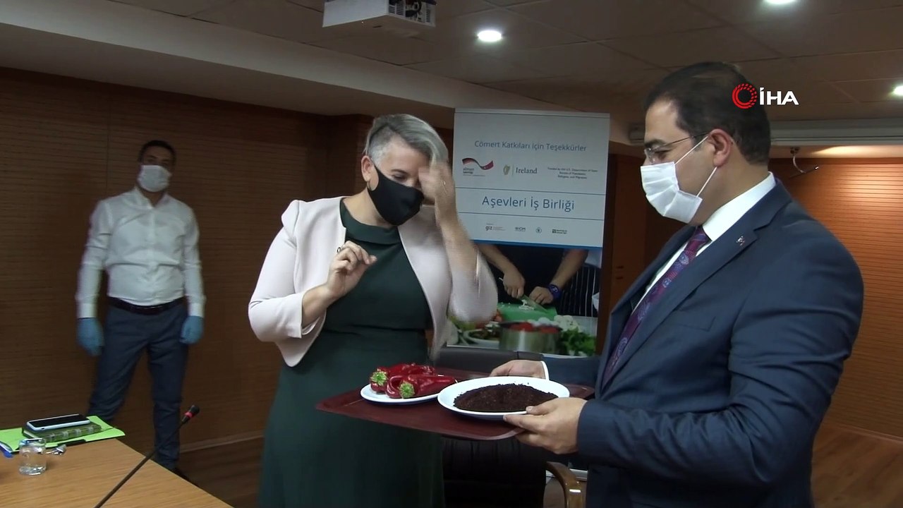 İrlanda Büyükelçisi Sonya McGuinness Urfa'da acıyı tattı