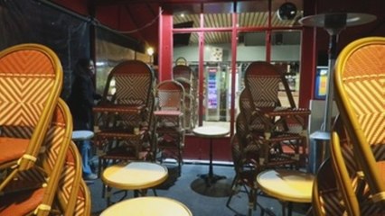 París cierra bares y limita restaurantes y facultades para frenar la pandemia