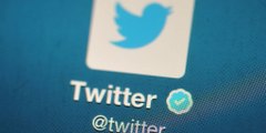 Twitter users sound alarm over warning about retweeting headlines that... | Moon TV news
