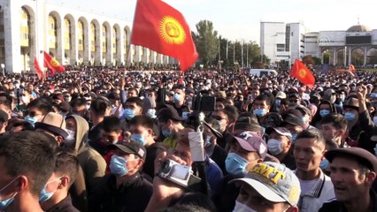 Kırgızistan'da barajı geçemeyen partilerin seçim sonucu protestosu devam ediyor - BİŞKEK
