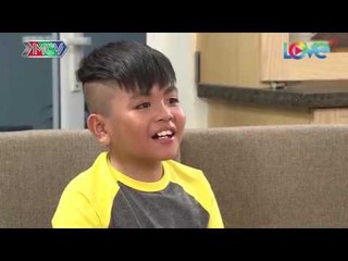 Bé tí đã ra dáng SOÁI CA TƯƠNG LAI: bảo vệ bạn gái chu đáo thế này cơ mà!!!