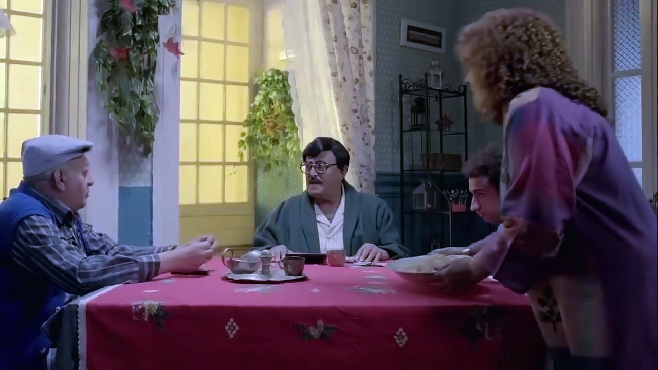 اضحك مع دنيا سمير غانم من مسلسل لهفه وهي عاملة...