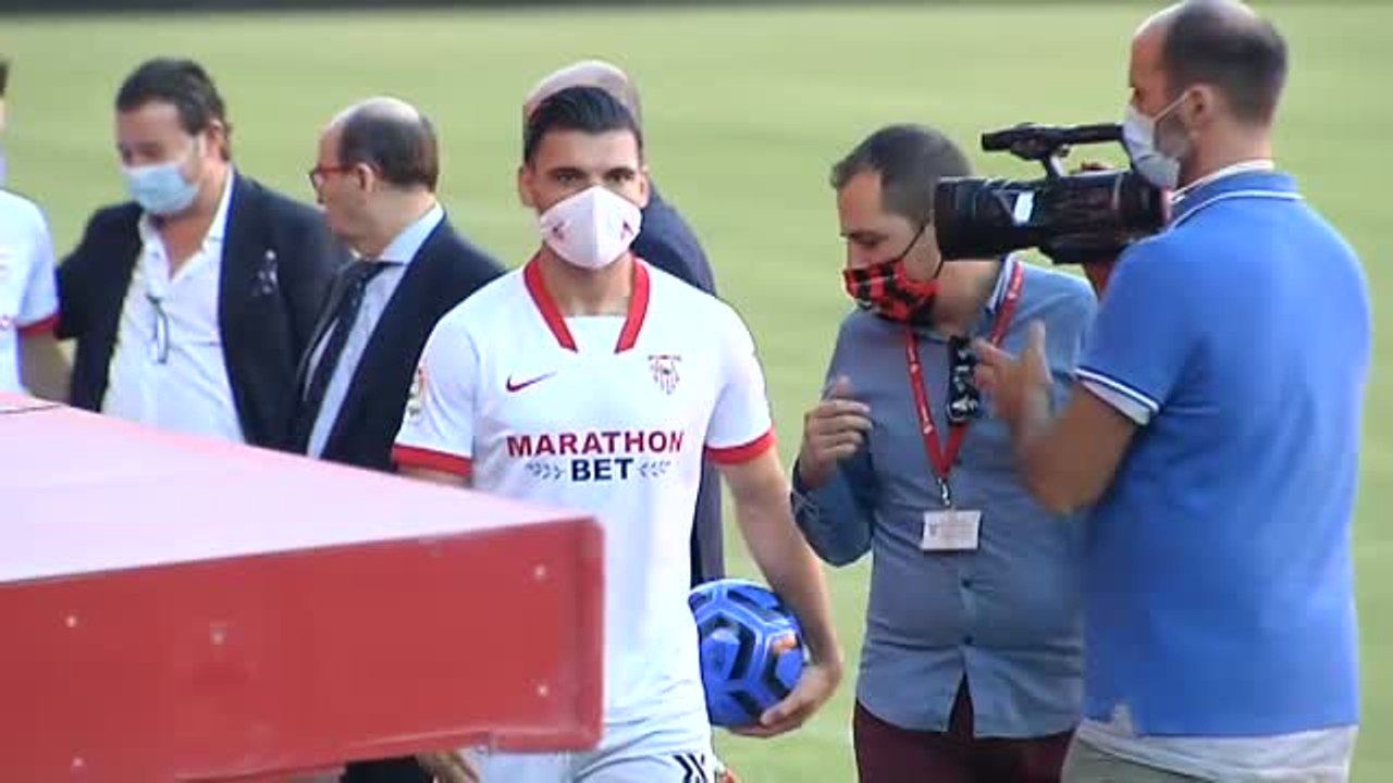 El Sevilla presenta los fichajes de Oussama Idrissi y Karim Rekik