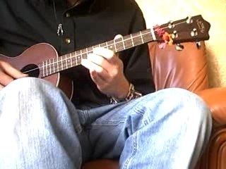 You're Not Alone -Ukulele avec disto