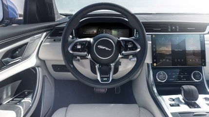 Jaguar XF 2021