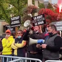 Les boites de nuit manifestent devant la préfecture des BDR