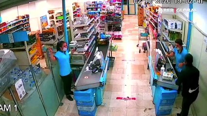 Adana'da markette dehşet anları!