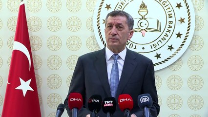 Bakan Selçuk: 'Bakanlık olarak ilk aşamada 500 bin öğrencimize tablet ulaştıracağız' - ANKARA