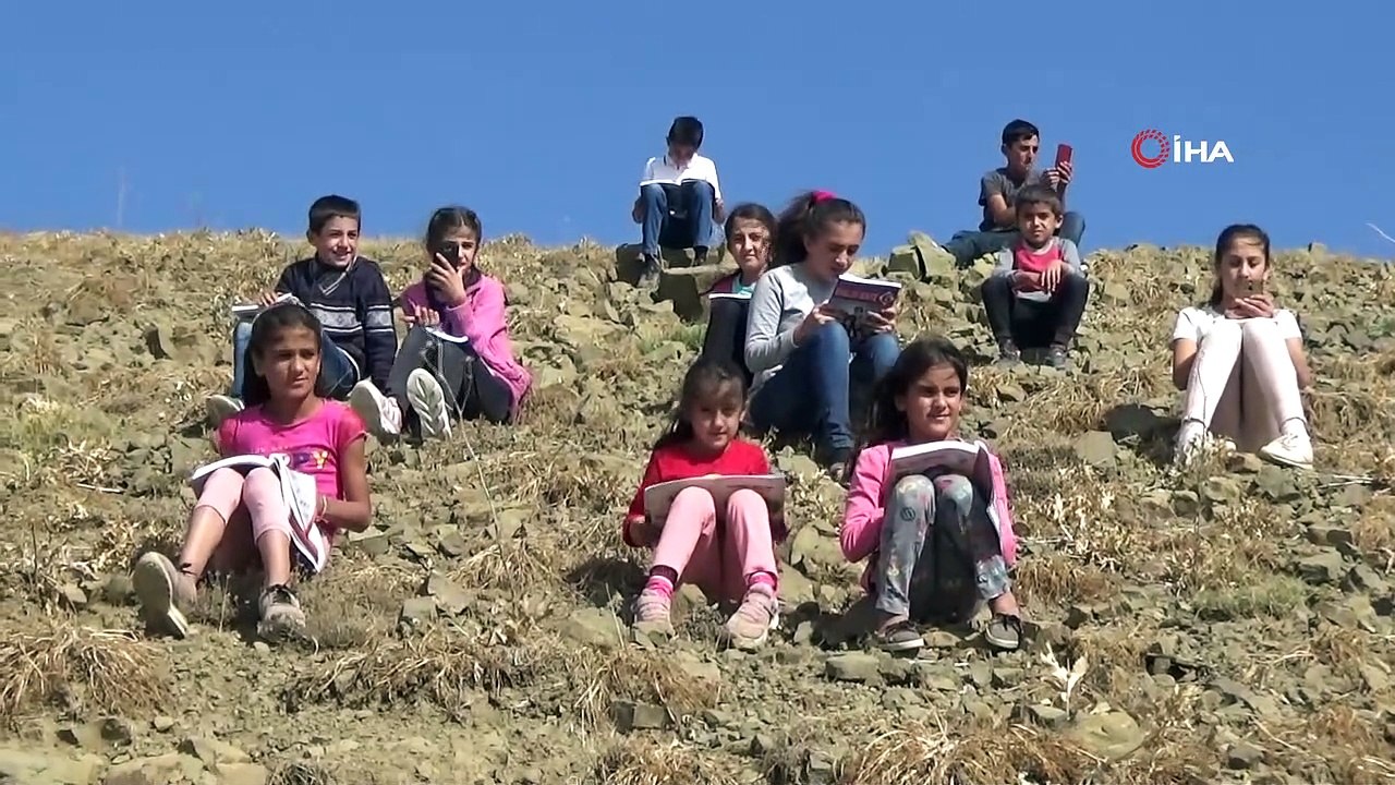 Köylülerin öğrencileri için GSM talebi...“Herhangi bir GSM operatörü köyümüze gelse arsa hibe ederim”