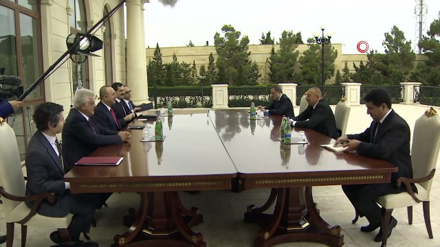 - Aliyev: '' Türkiye bölgede istikrar sağlayıcı bir rol oynuyor''- Dışişleri Bakanı Çavuşoğlu, Azerbaycan Cumhurbaşkanı Aliyev tarafından kabul edildi