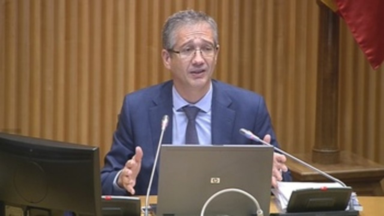 El Banco de España pide prudencia en los dividendos y ve margen para las fusiones