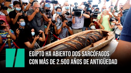 Egipto ha abierto dos sarcófagos con más de 2.500 años de antigüedad