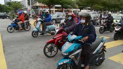 ماليزيا.. اقتناء الدراجات النارية رغم الحوادث المرتبطة بها