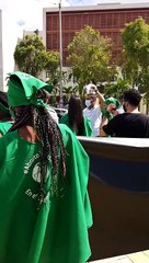 ¡Saquen su doctrina de nuestras vaginas!