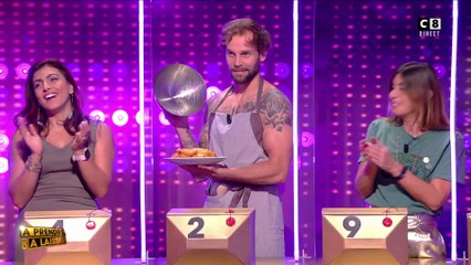 Yann relève le défi culinaire d'Adrien et apporte le résultat en plateau