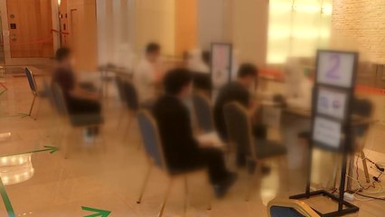 퇴소 5시간 앞둔 외국인, 땅굴 파서 격리시설 탈출 / YTN