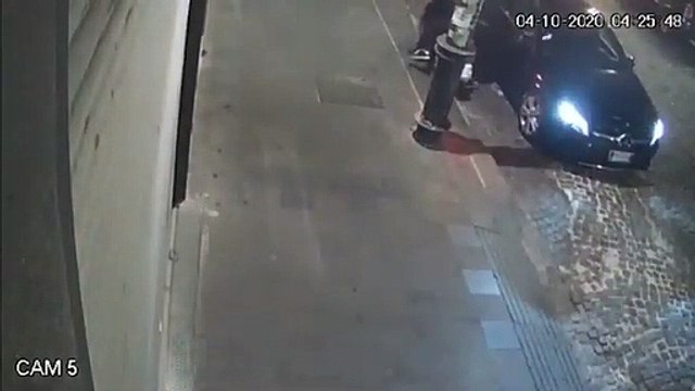 Napoli - Rapinatore 17enne Luigi Caiafa ucciso durante rapina, il video (06.10.20)