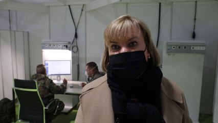 Eva Högl, entusiasmada por el trabajo de las fuerzas armadas