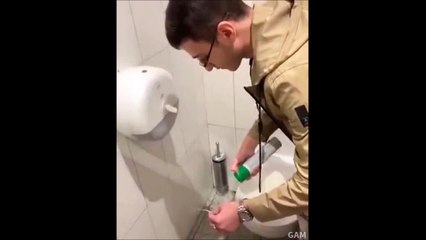 Ce Russe piège une vendeuse du rayon parfum d'une façon géniale