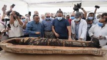 Ancient Mummy Coffin: 2500 साल बाद खोला गया ममी का ताबूत, उड़ गए सबके होश | Boldsky
