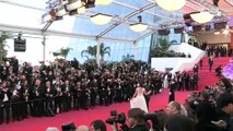 TPMP - Kelly Vedovelli : cette proposition indécente reçue au Festival de Cannes